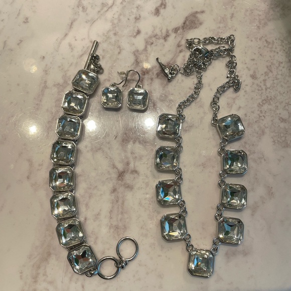 Chloe + Isabel Jewelry Chloe And Isabel Jewelry Set Poshmark